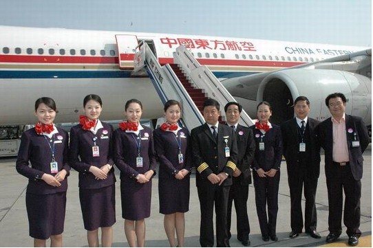 航空公司制服|北京航空服|定做空姐服|美女空姐服|朗派服装厂