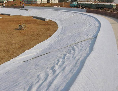 宁夏垃圾填埋场工程用复合土工膜，两布一膜膨润土防水毯