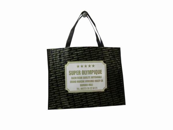 广西桂林大量供应PE淋膜手提袋，热转印手提袋批发，烫金手提袋供货商