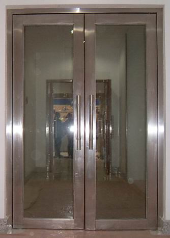 供应甲级防火玻璃门，广州玻璃隔热防火门