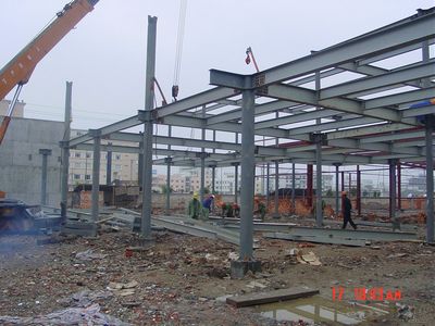 金山钢结构建筑，上海彩钢活动房，上海钢结构公司制作。