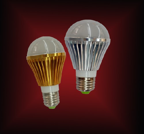 供应生产LED日光灯、LED日光灯管，LED日光管、LED灯