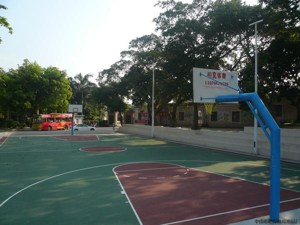 供应篮球架、供应移动篮球架、供应固定篮球架、中山柏克体育用品厂