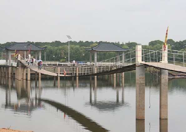 武汉商务会议旅游圣诞节天紫湖养生温泉休闲养生泡温泉