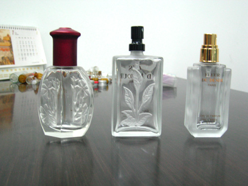 设计生产玻璃瓶，销售膏霜瓶，水晶玻璃瓶厂，生产外贸玻璃瓶，玻璃瓶