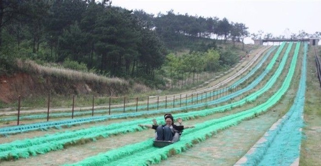 武汉商务会议旅游天紫湖香薰温泉 天紫湖死海漂浮