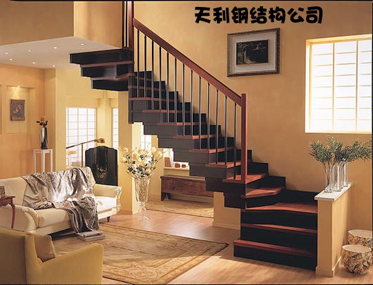深圳楼梯扶手安装，家庭阁楼安装，防护栏防盗网安装
