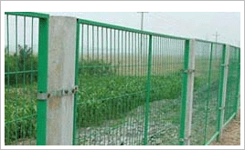 铁路公路防护网护栏网隔离栅