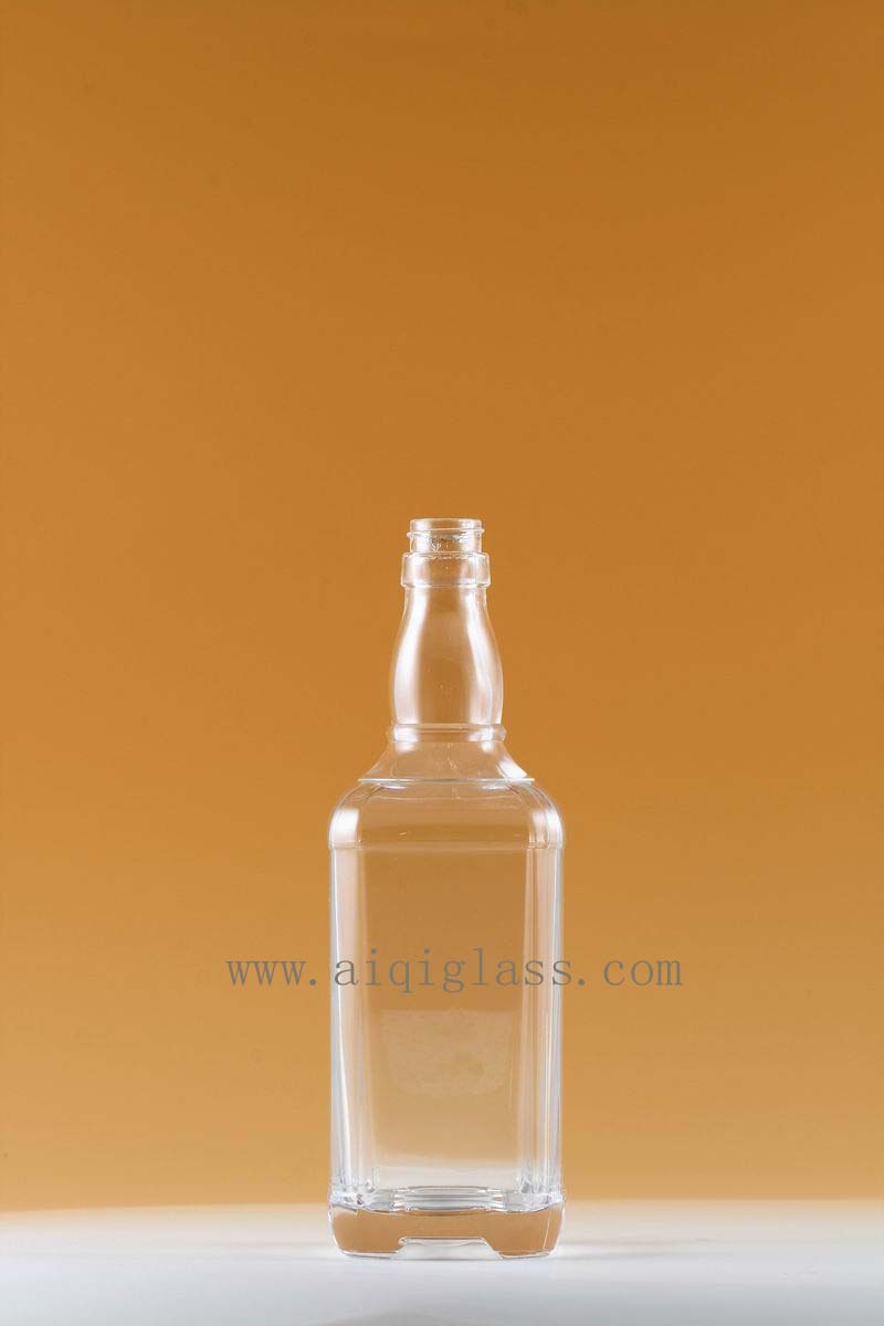 广州gd玻璃酒瓶厂，广州玻璃白酒瓶厂，广州玻璃洋酒瓶厂