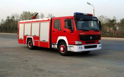 供应江特牌JDF5190GXFPM70Z型泡沫消防车