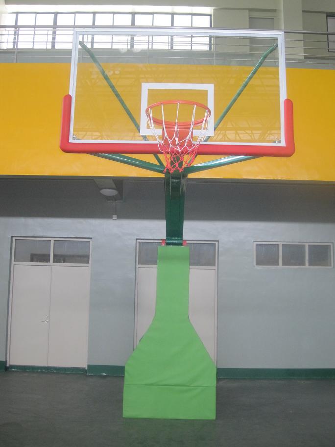 手动液压篮球架，篮球架供应商，液压篮球架，蒋爱群篮球架篮球架