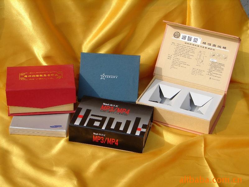 佛山飞梵纸品包装供应各种纸品盒 玩具盒 礼品盒 精装盒 饰品盒 运动产品包装盒 手挽袋
