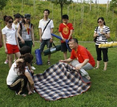 莊主旅游國(guó)慶佳節(jié)木蘭草原錘釣 品鮮味