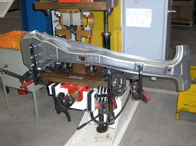昆山汽车座椅靠背组件阻焊专机进口焊机