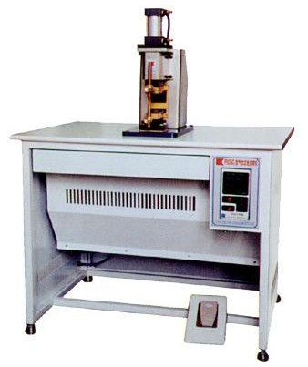 镇江精工焊接设备厂提供各种精密气动加压交流点焊机 物美价廉