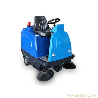 多功能驾驶式扫地车--奥杰1200电动驾驶式扫地车-扫地车价格