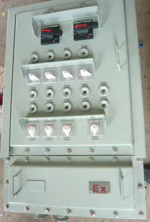 供应防爆电伴热专用配电箱，电热带专用防爆箱，电伴热仪表箱