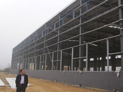 深圳钢结构施工大棚，铁棚，仓库安装，银河钢结构公司
