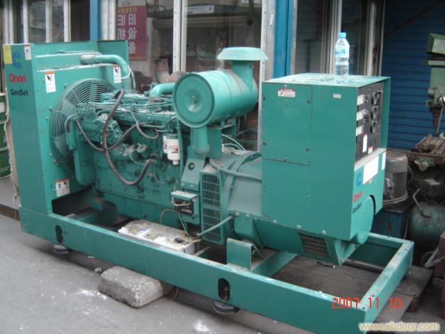  大型变压器专业回收//上海大型变压器回收公司