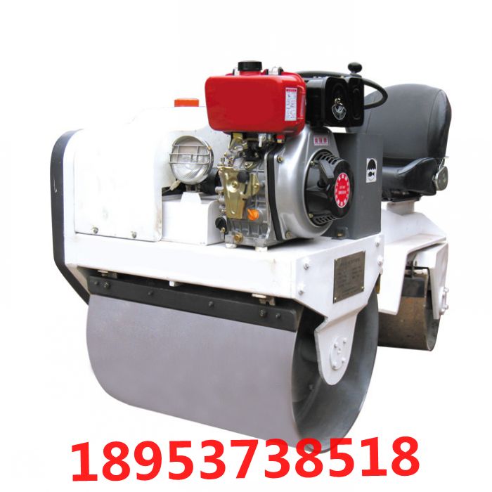 供应高品质低价位直销座驾式小型压路机，自行式振动压路机 