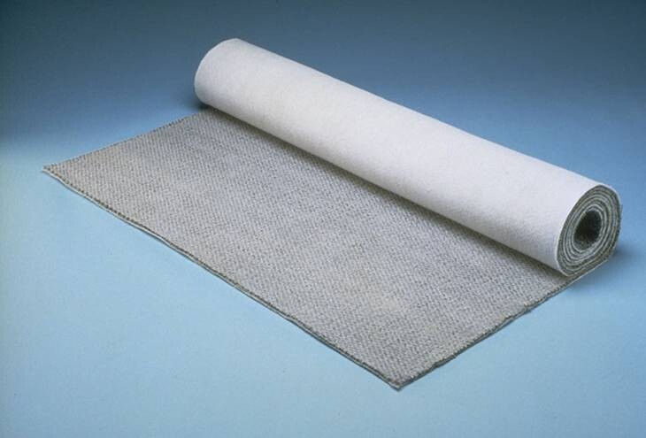 泰安瑞亨GCL膨润土防水毯厂家特价供应，瑞亨建材膨润土防水毯专业供应商