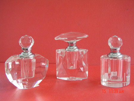 销售试剂玻璃瓶，试剂玻璃瓶盖，生产管制玻璃瓶，西林玻璃瓶，水晶玻璃厂