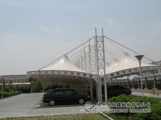 制作膜结构车棚，阳光板车棚，连云港市新浦区膜结构有限公司