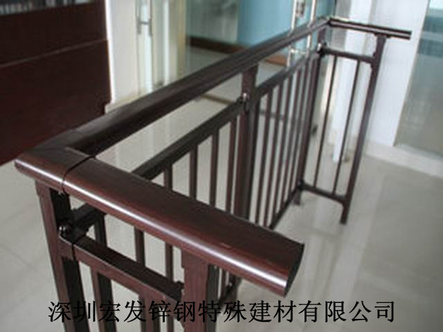 阳台栏杆{sx}深圳宏发锌钢 专业制做新型阳台栏杆