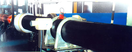 塑料保温管生产线，塑料管材生产线-山东华磊塑机