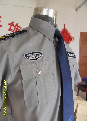 阳谷华翼标志服装厂生产新式保安制服，渔政执法服装。