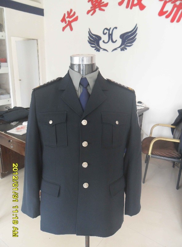 阳谷华翼标志服装厂生产新式保安制服，渔政执法服装。