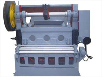 淄博市   钢板网机供应商   滤芯制造设备   轻型钢板网机 http://www.wire-netting-machine.com/ 