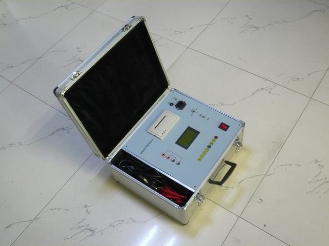 YXD-3000 蓄电池内阻测试仪