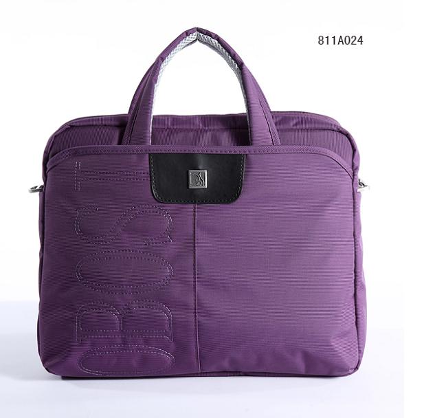 紫色手提电脑包闪耀出优雅，高贵气质