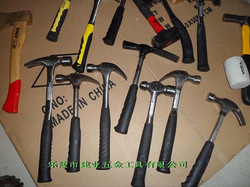厂家生产出口锤子、德式钳工锤、石工锤、种类齐全
