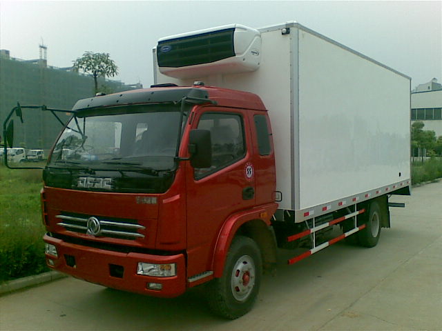 东风凯普特厢长6.15米冷藏货车丨带卧铺6吨冷藏货车价格、厂家、配置