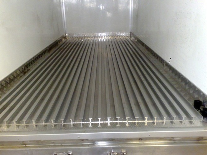 东风凯普特厢长6.15米冷藏货车丨带卧铺6吨冷藏货车价格、厂家、配置