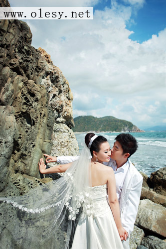  三亚婚纱摄影—欧啦婚纱摄影为您拍摄自然唯美的婚纱照
